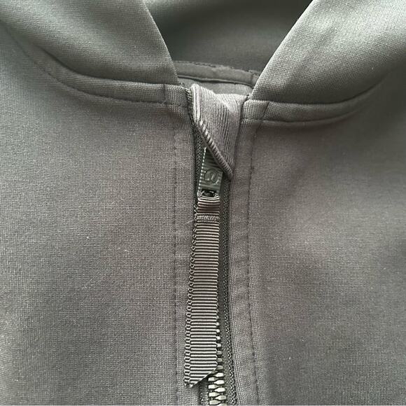 Lululemon City Trek Zip-up Jacket with hood-Black Size 4 - EUC - Picture 11 of 15